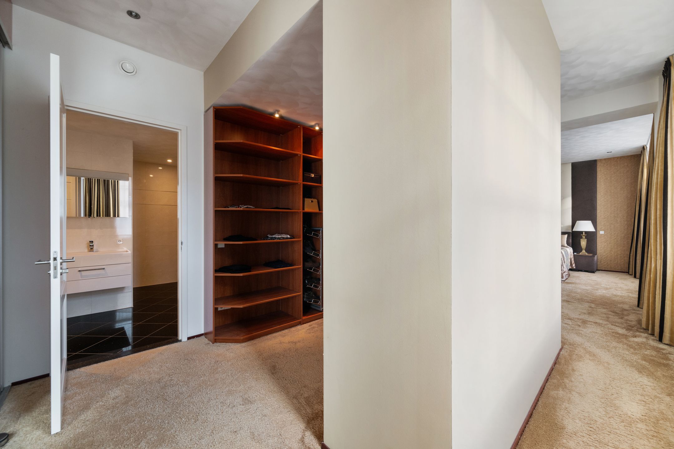 Photo 39 of Westplein 66