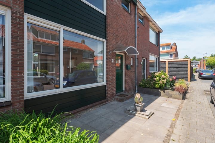 Foto 26 van Vederdistelstraat 4