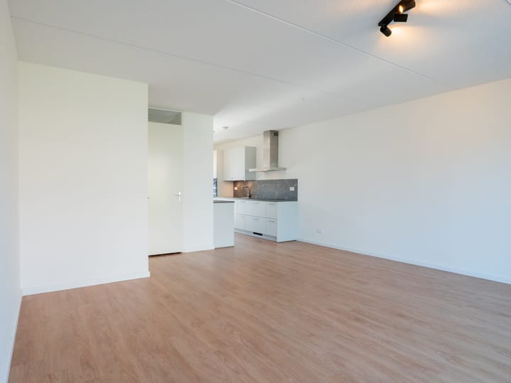 Foto 5 van Laura Wernet-Paskelhof 21