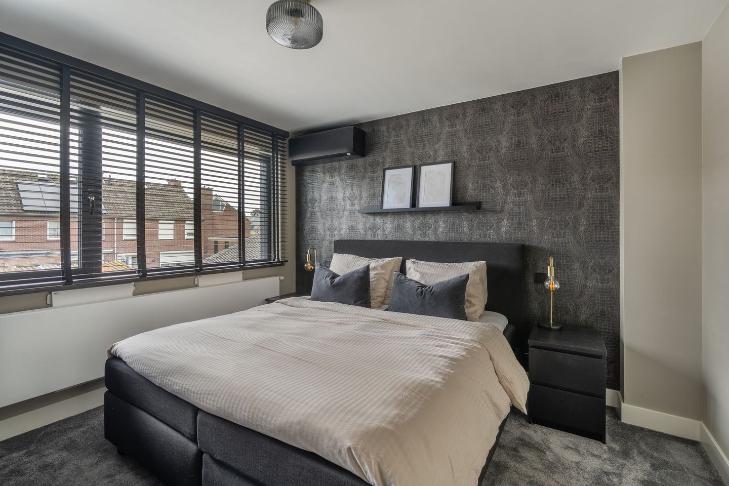 Photo 14 of Jan van Amstelstraat 84