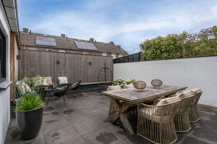 Photo 20 of Jan van Amstelstraat 84