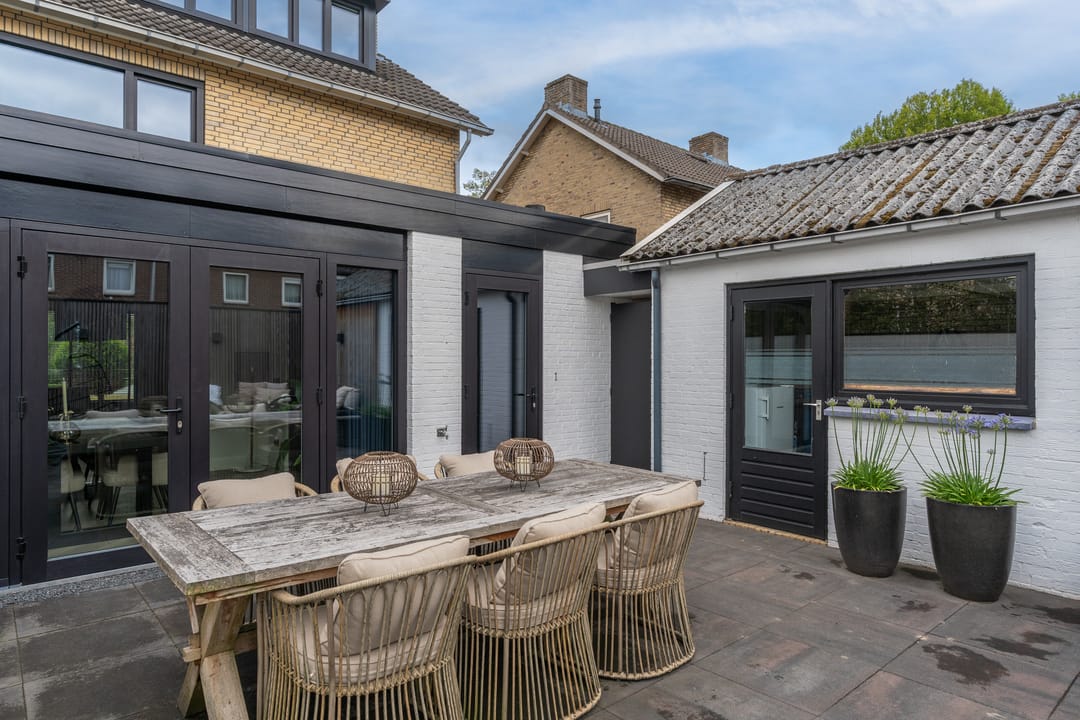 Photo 23 of Jan van Amstelstraat 84