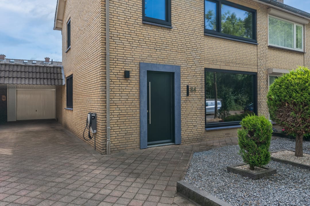 Photo 26 of Jan van Amstelstraat 84