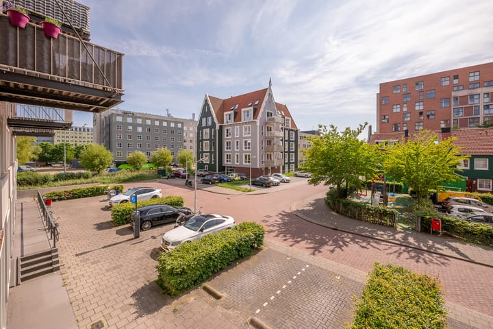 Photo 15 of Vurehout 11