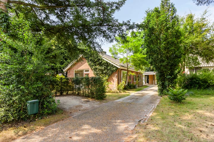 Foto 1 van Hertenlaan 9