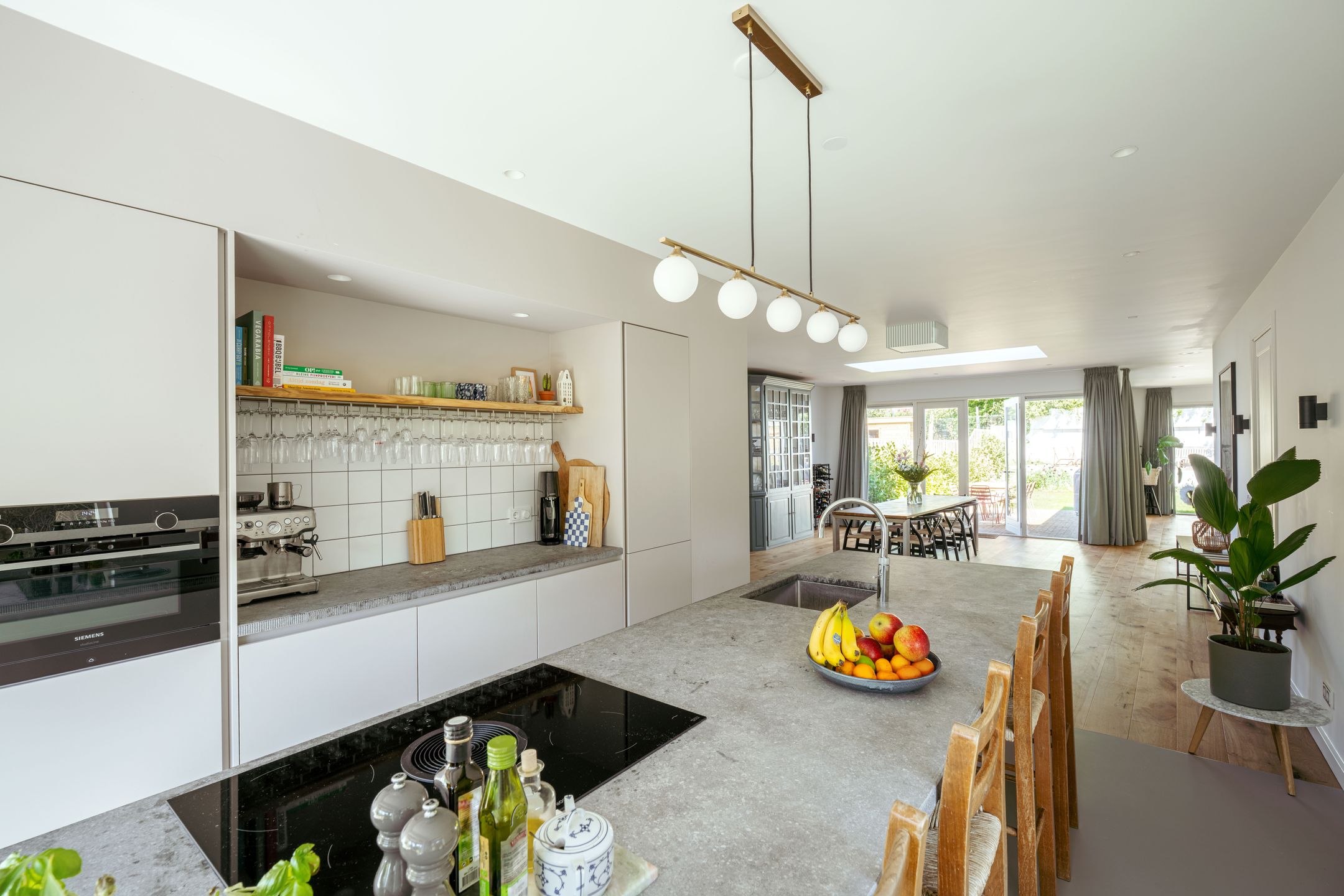 Foto 9 van Melkweg 20