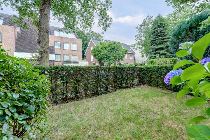 Foto 28 van Biesdelselaan 2-D