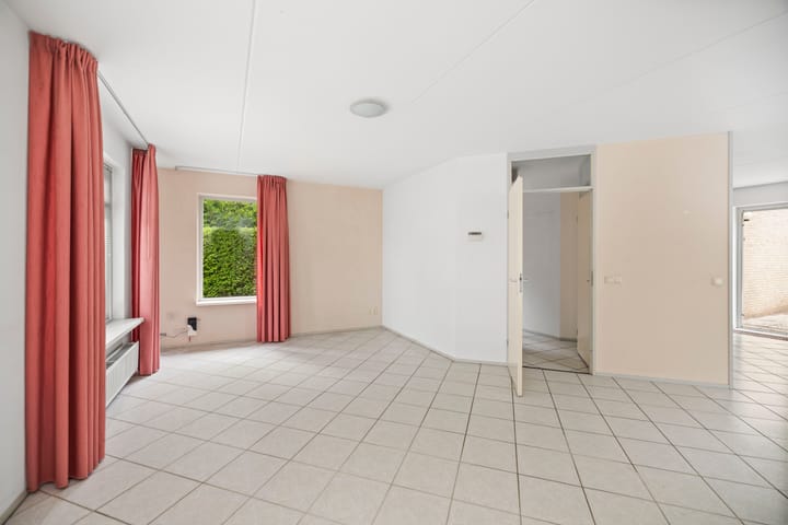 Foto 8 van Slingerbos 6-B