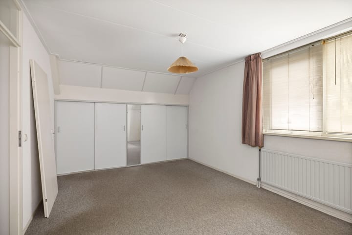 Foto 33 van Slingerbos 6-B