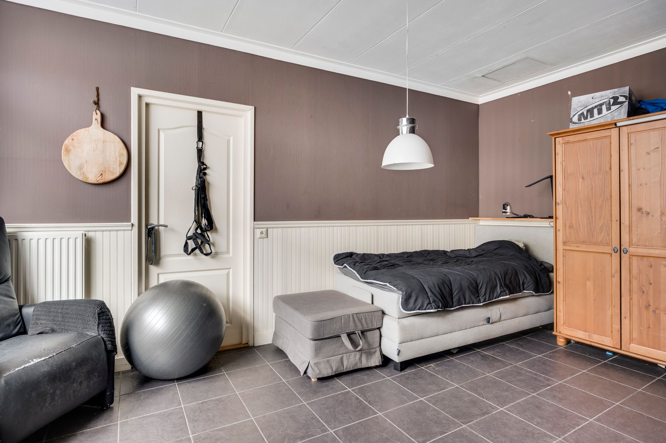 Photo 6 of Heiveldstraat 71