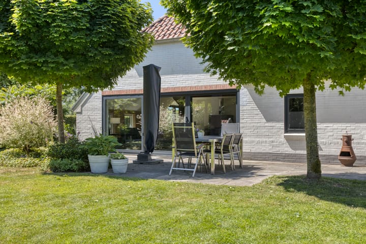 Foto 30 van Carolieweg 2