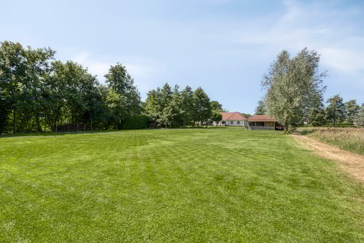 Foto 36 van Carolieweg 2