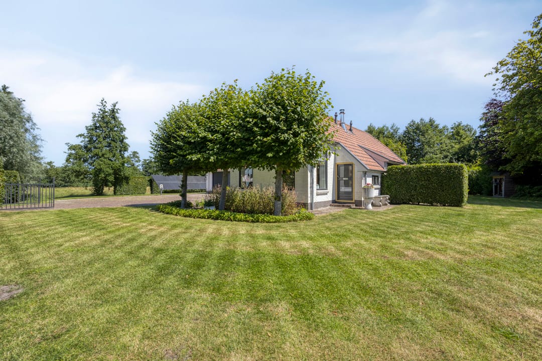 Foto 41 van Carolieweg 2