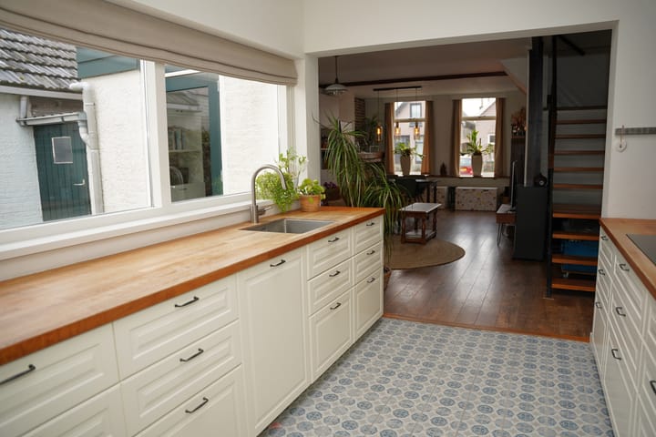 Foto 16 van Voorstraat 48