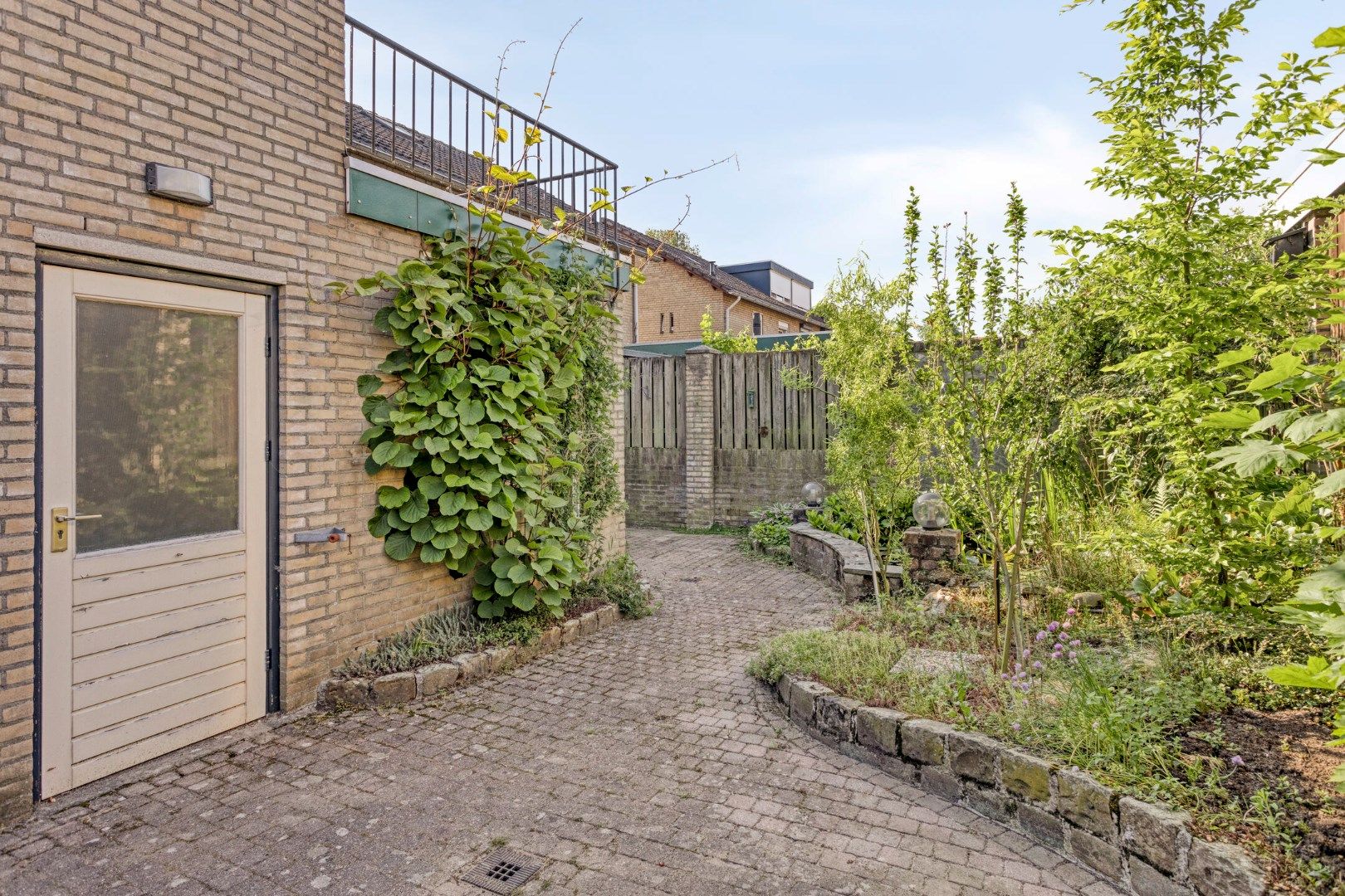 Foto 30 van Oude Pastoriestraat 27