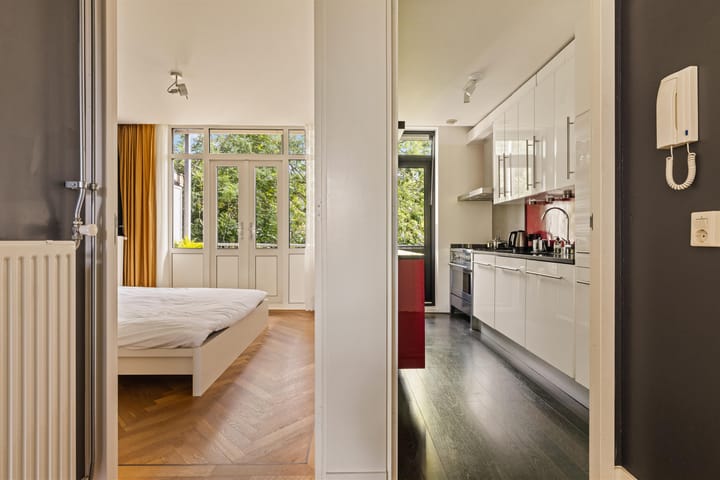 Foto 18 van Haarlemmerweg 155-3