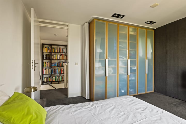 Foto 26 van Haarlemmerweg 155-3