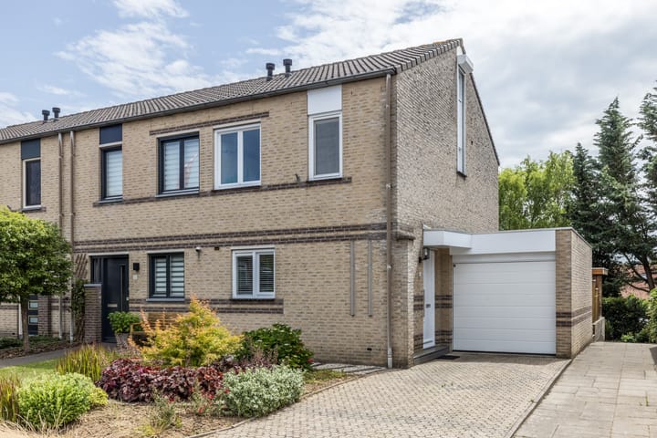 Photo 1 of Staatsland 28