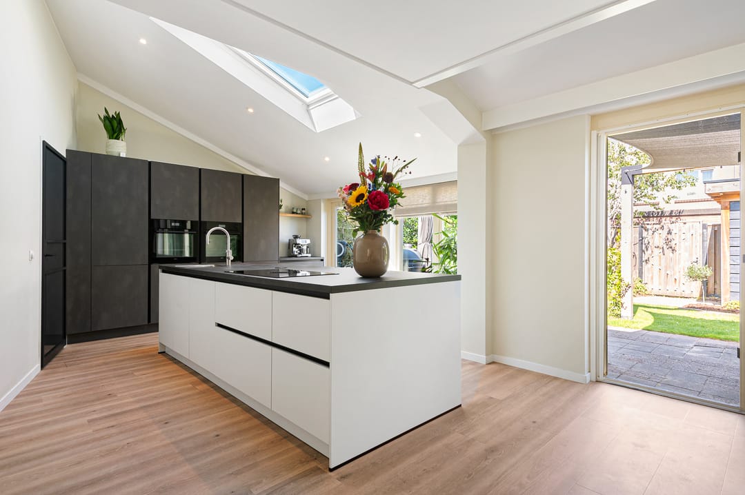 Foto 11 van Haya van Somerensingel 141