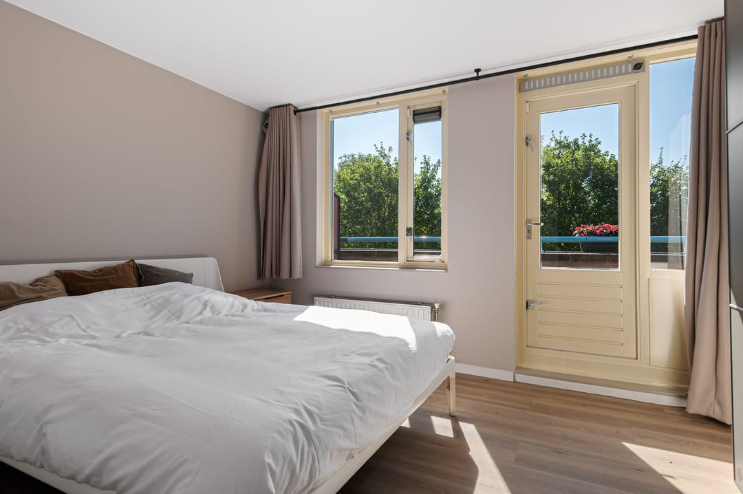 Foto 23 van Haya van Somerensingel 141