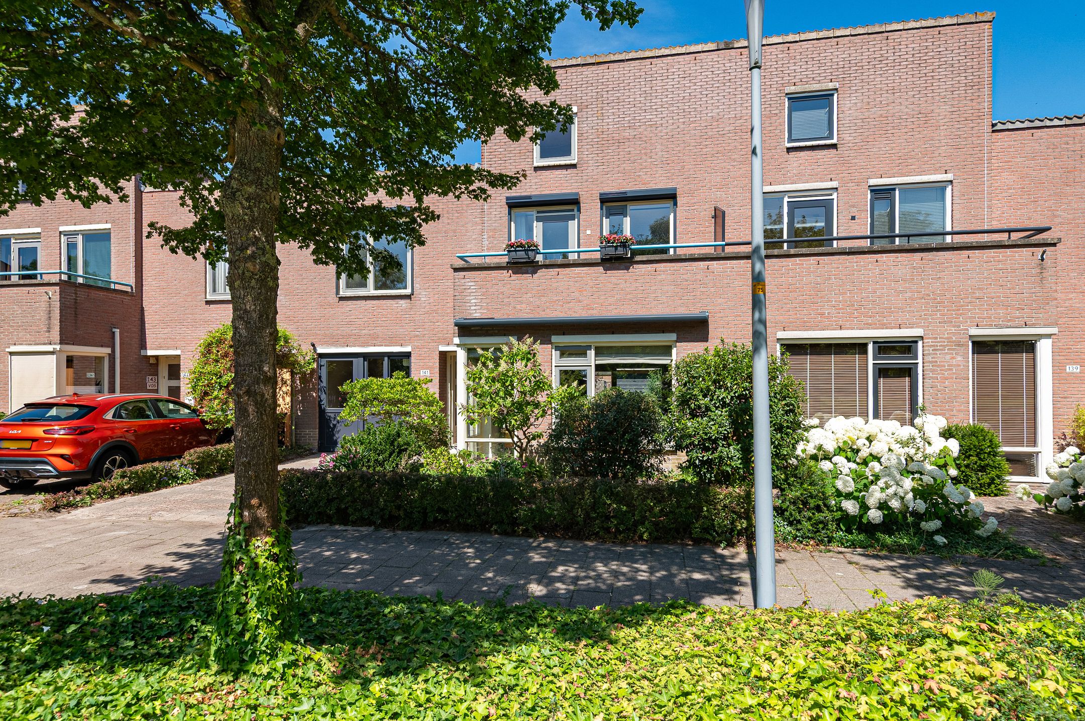 Foto 42 van Haya van Somerensingel 141