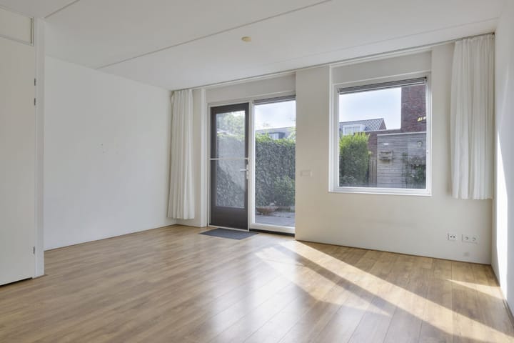 Foto 2 van Stuiverstraat 1-J