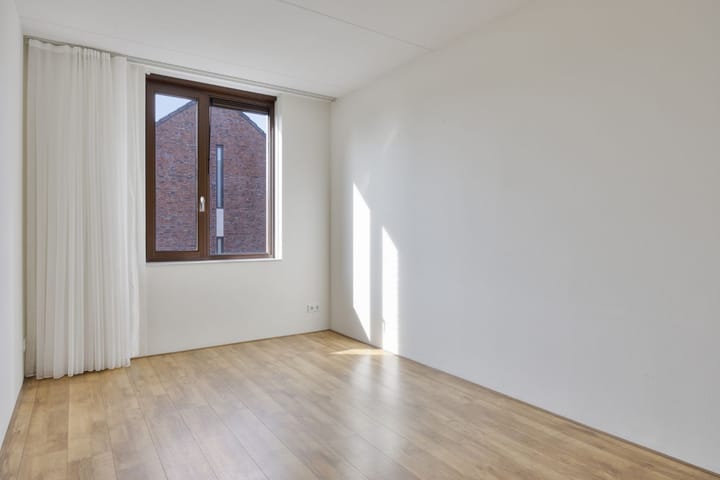 Foto 13 van Stuiverstraat 1-J