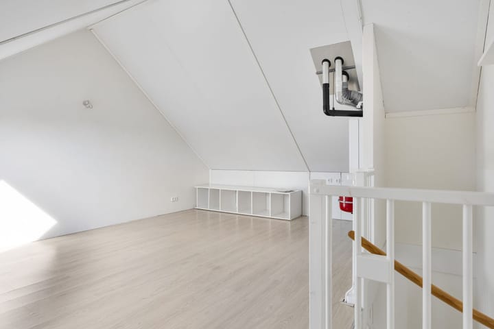 Foto 17 van Stuiverstraat 1-J