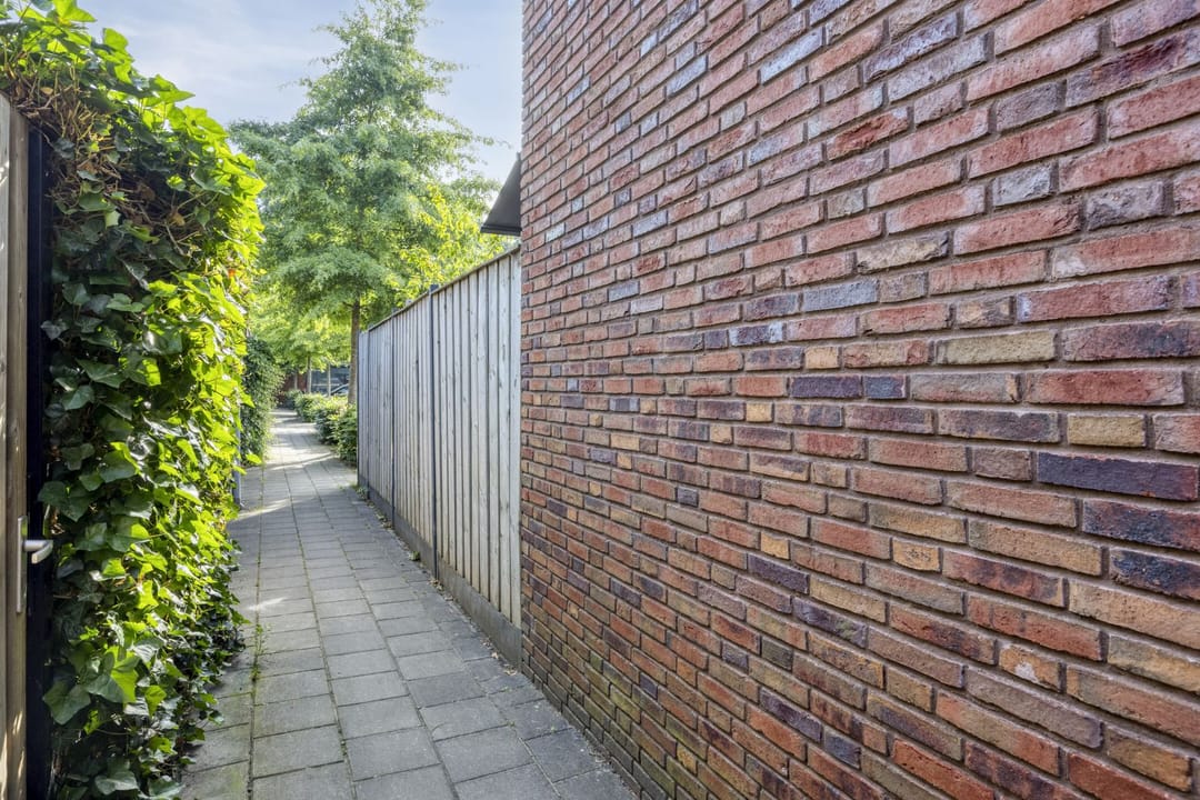 Photo 23 of Stuiverstraat 1-J