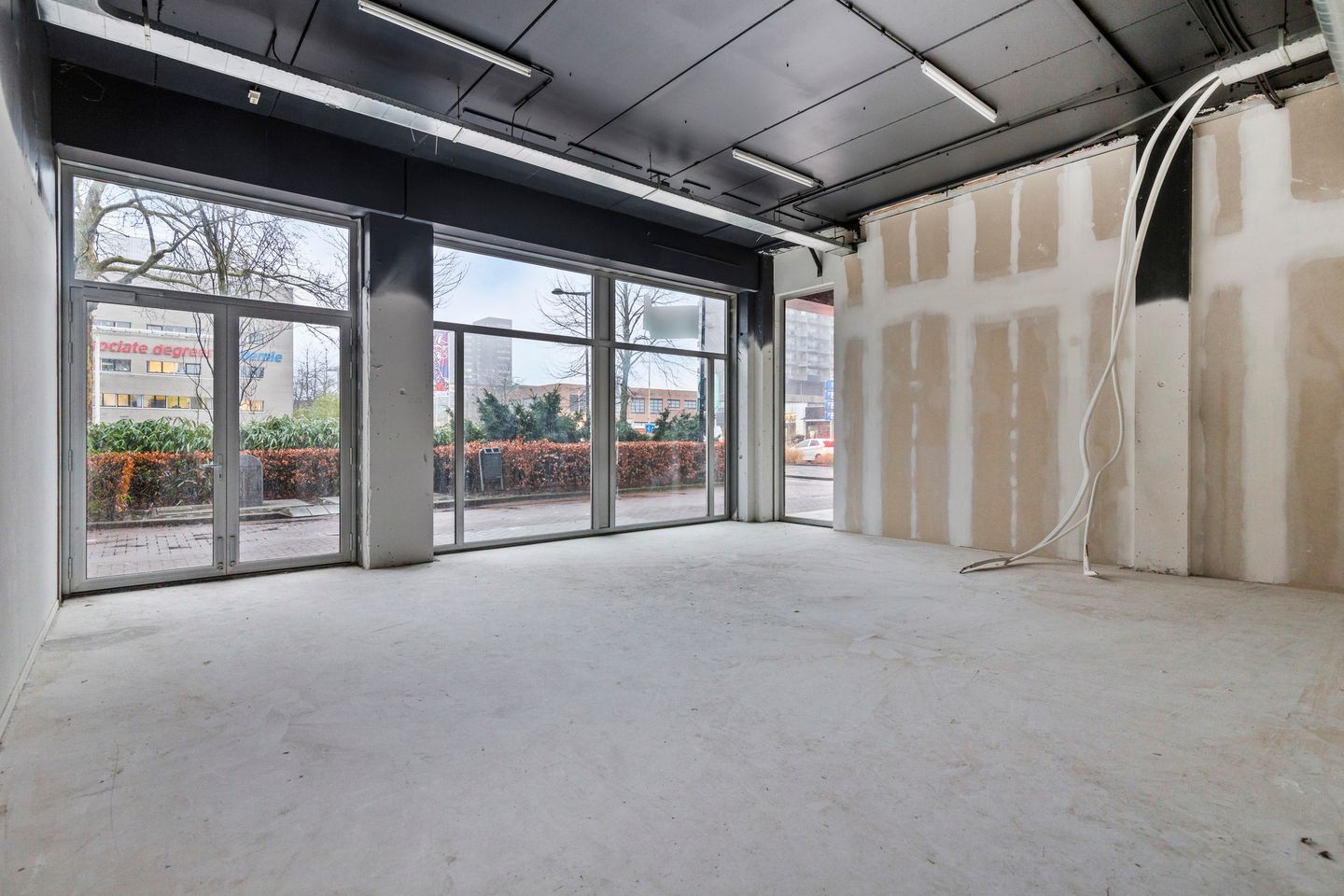 Bekijk foto 3 van Mill Hillplein 125