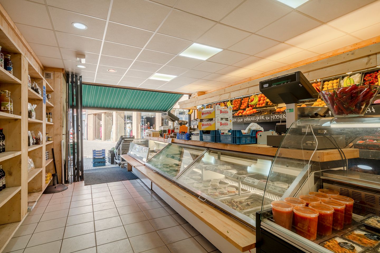 View photo 4 of Langstraat 95