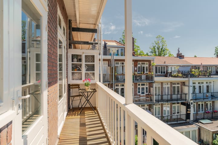 Foto 18 van Vogelenzangstraat 51-3