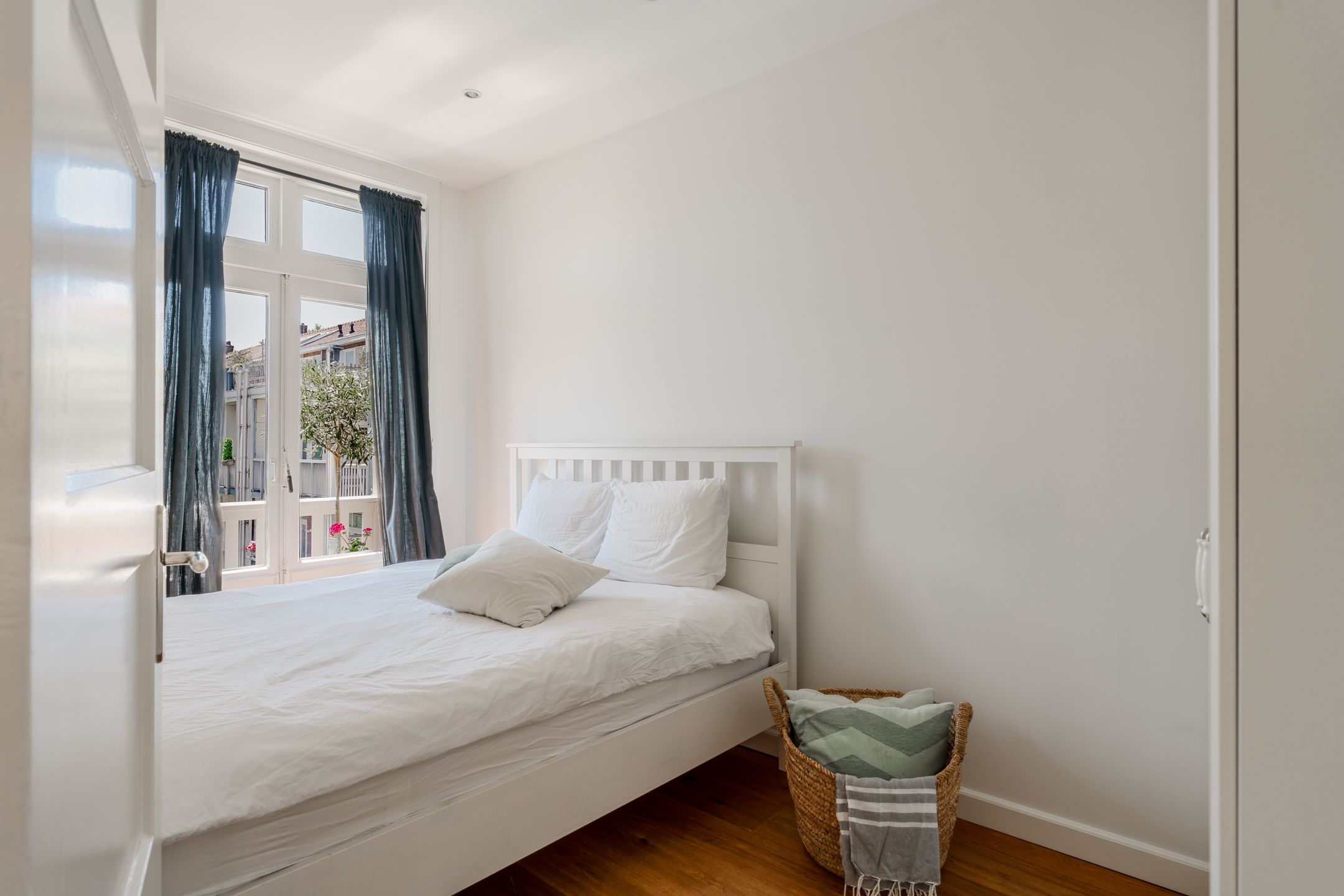 Foto 21 van Vogelenzangstraat 51-3