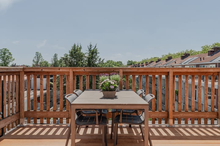 Foto 30 van Vogelenzangstraat 51-3