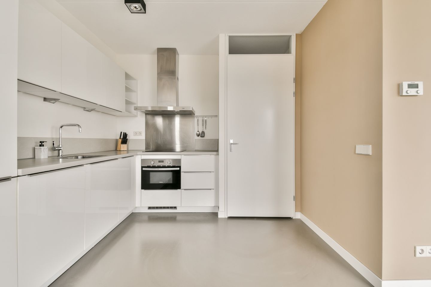 Foto 10 van Westhove 170