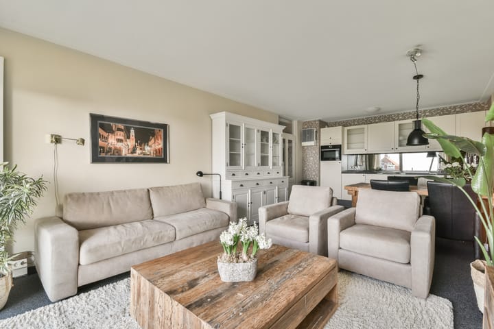 Foto 7 van Stationsplein 17-F15