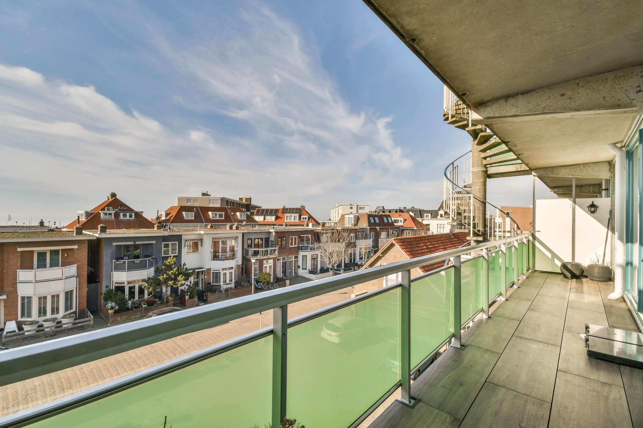 Foto 12 van Stationsplein 17-F15