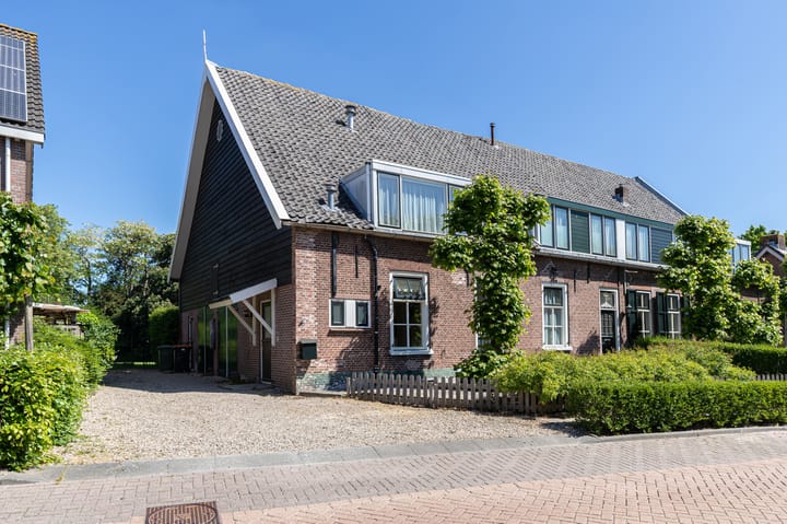 Foto 1 van Dorpsstraat 15