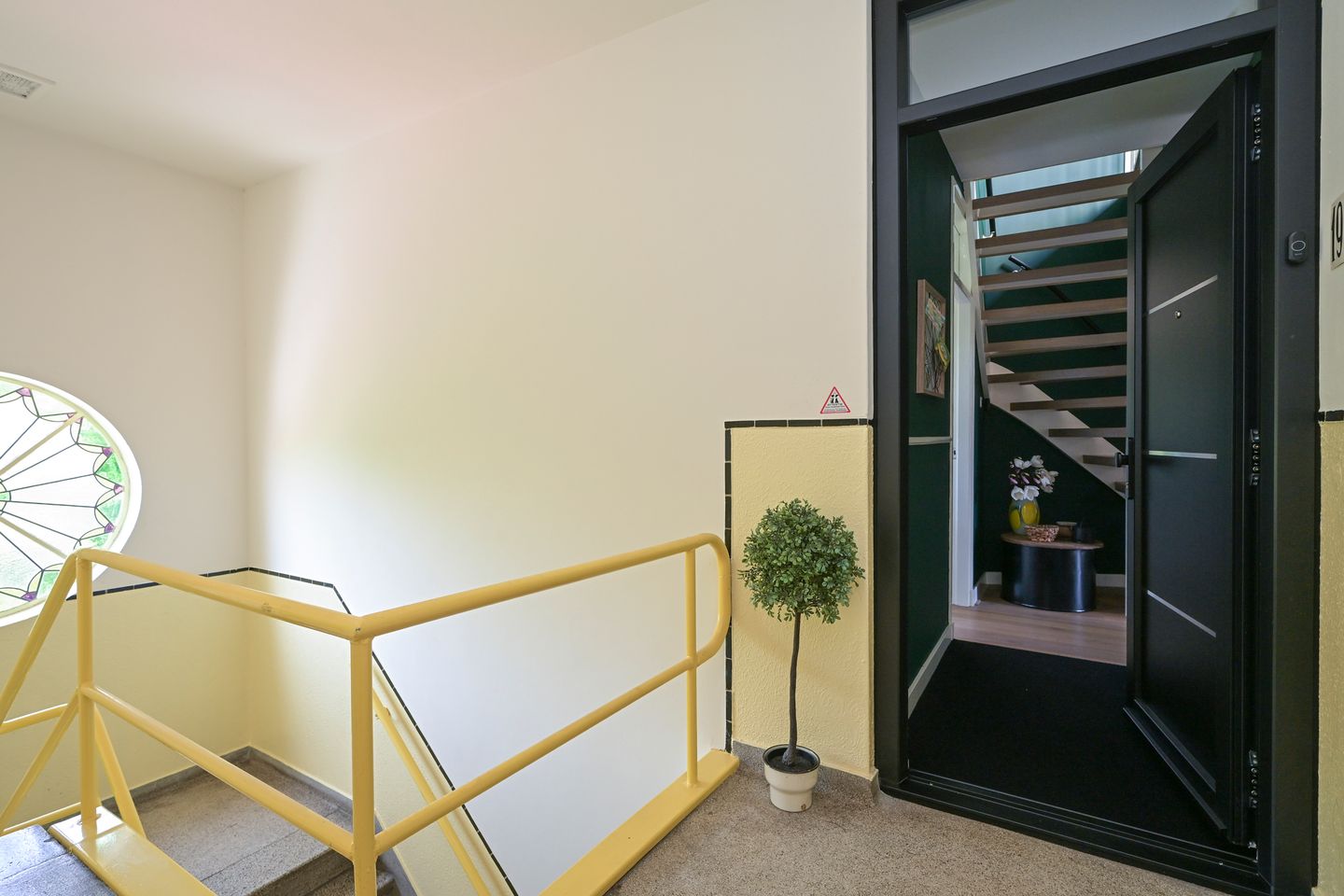 Foto 10 van Aronskelkweg 196