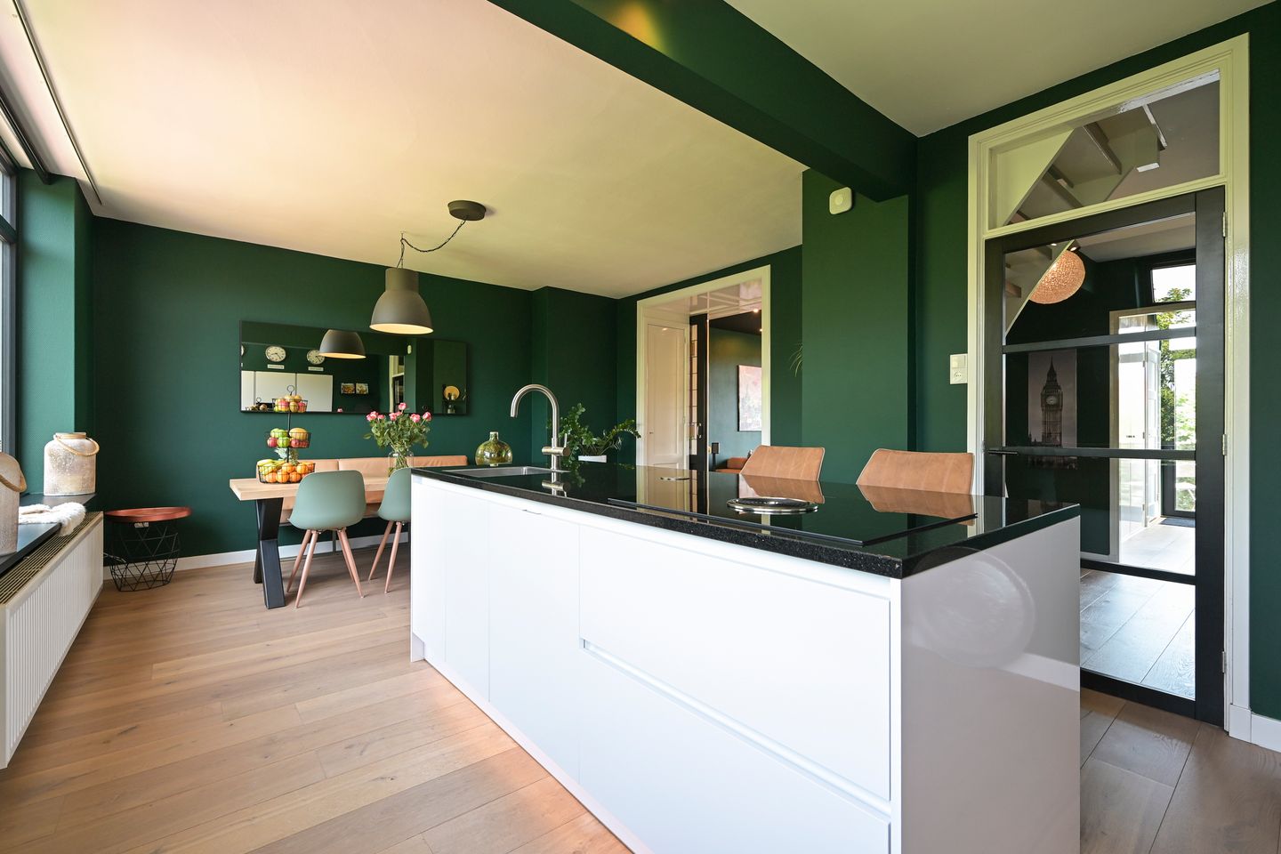 Foto 20 van Aronskelkweg 196