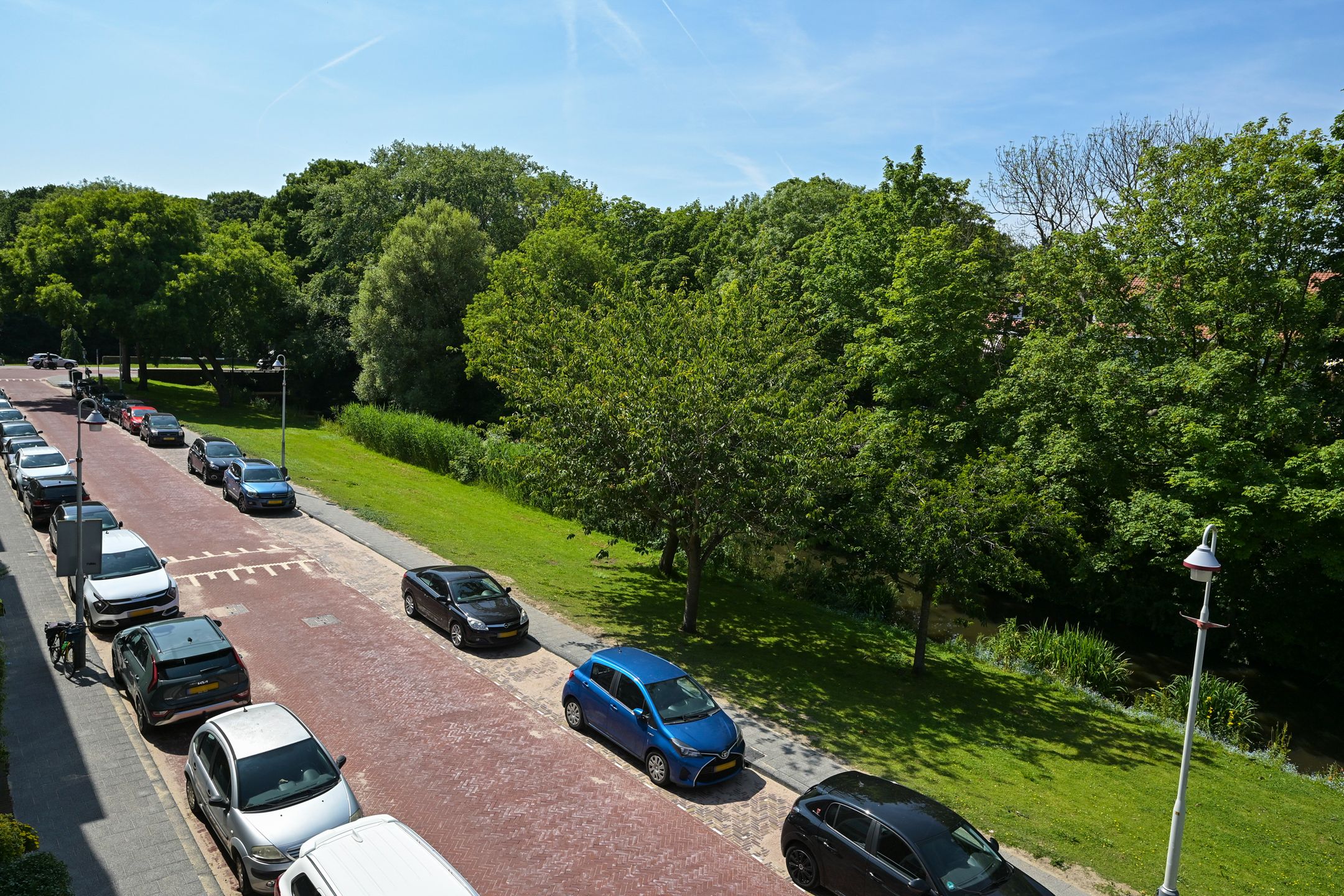 Foto 24 van Aronskelkweg 196