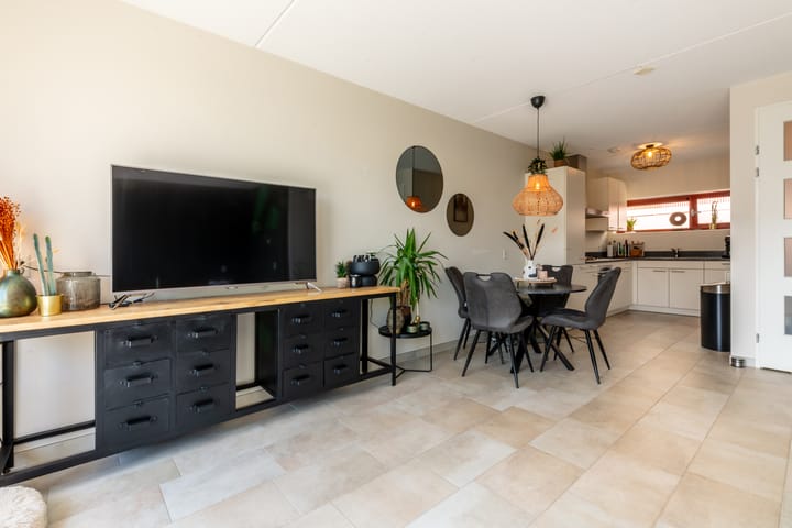 Foto 11 van Rochus Meeuwiszweg 410