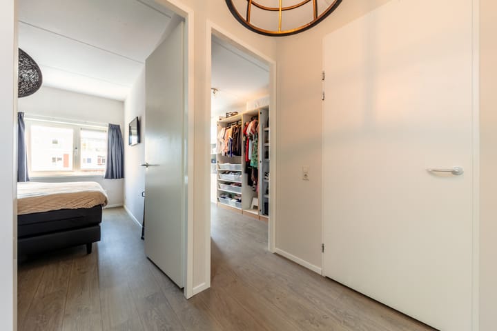 Foto 19 van Rochus Meeuwiszweg 410