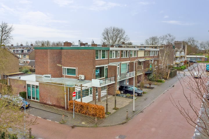 Prins Bernhardlaan 79, Waddinxveen