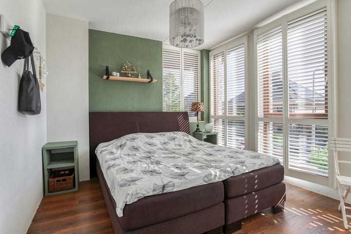 Photo 13 of Zuiderkeerkring 42