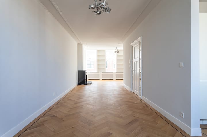 Photo 9 of Javastraat 110-A