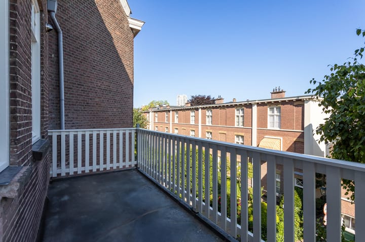 Photo 13 of Javastraat 110-A