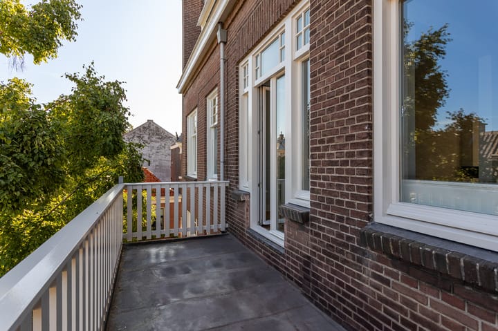 Photo 14 of Javastraat 110-A