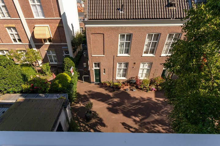 Photo 15 of Javastraat 110-A