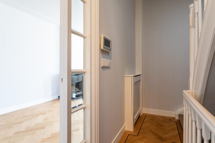 Photo 19 of Javastraat 110-A